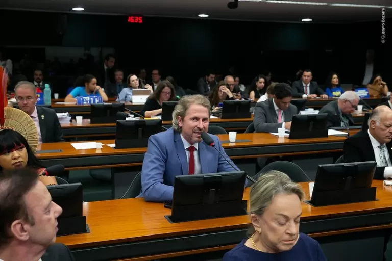 Comissão da Câmara conclui novo Plano Nacional de Educação com texto “excelente”, afirma Zeca Dirceu