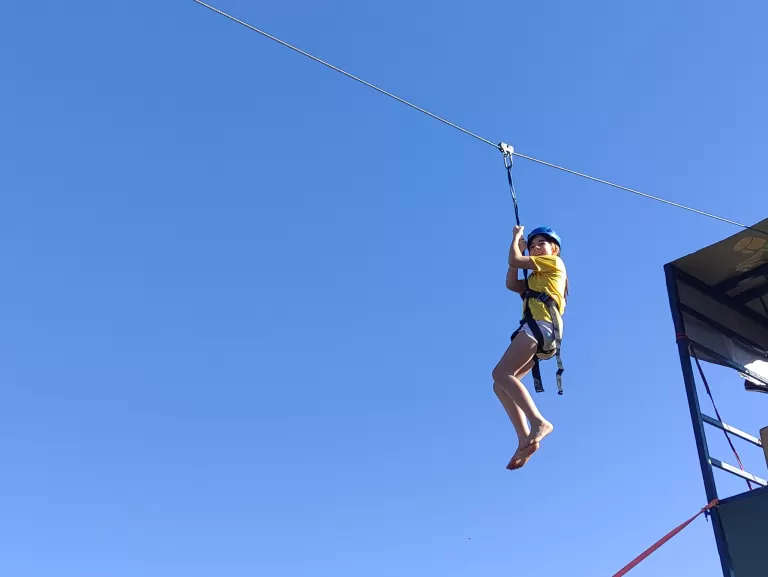 Tirolesa e parede de escalada serão atrações gratuitas no Ecoturismo 2025