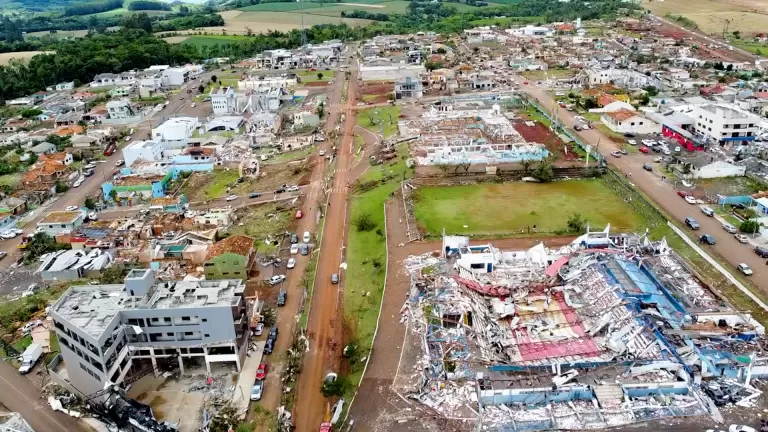 Entenda como se formou o tornado em Rio Bonito do Iguaçu