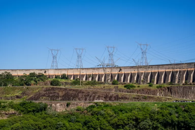Itaipu destaca no Senado que é uma das fontes de energia mais baratas para o consumidor