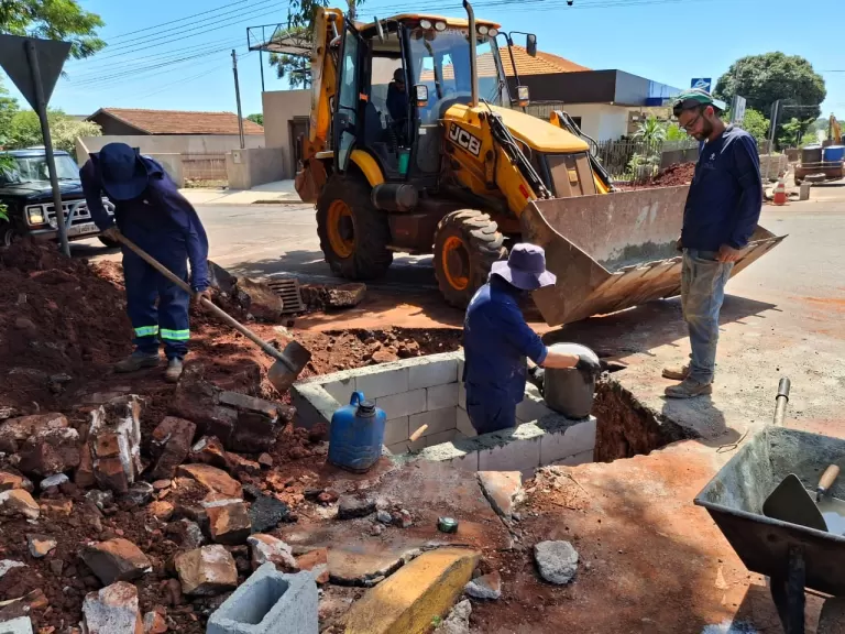 Remodelação da rua Minas Gerais é iniciada em Marechal Rondon