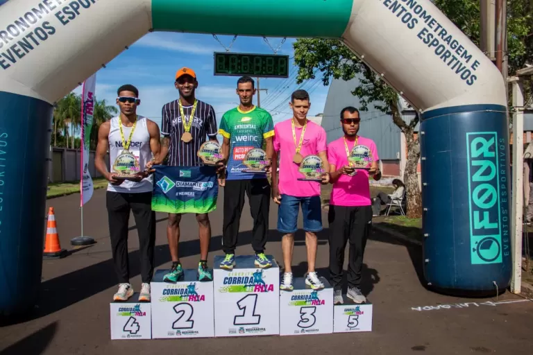 Mente Nobre Runner’s é destaque em provas simultâneas e celebra pódios em Medianeira e Cascavel