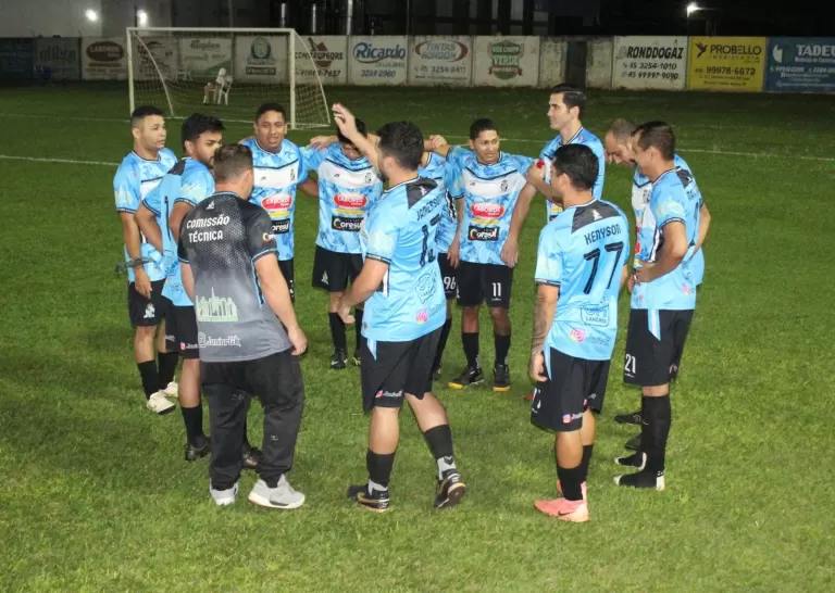 Final! Esquina Beer e Real Futebol decidem o Municipal de Futebol Suíço nesta quinta no Valdir Schneider