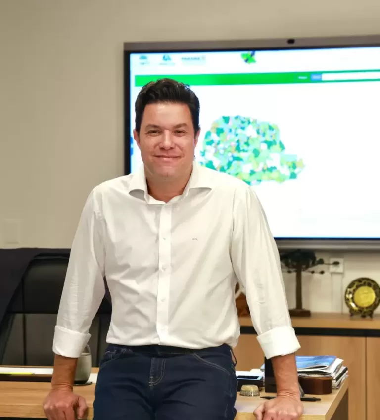 Guto Silva chega a 14% em pesquisa da CNN para Governo do Paraná