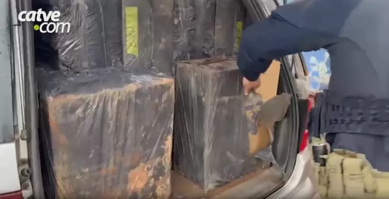 Carro com 10 mil maços de cigarros é apreendido pela PRF em Toledo