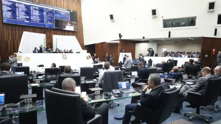 Reformas na gestão pública da saúde e do ensino superior avançam na Assembleia