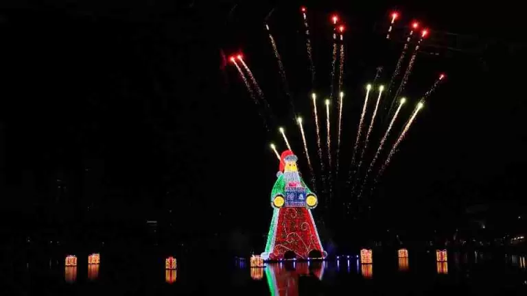 Maior Papai Noel do mundo fica no Paraná