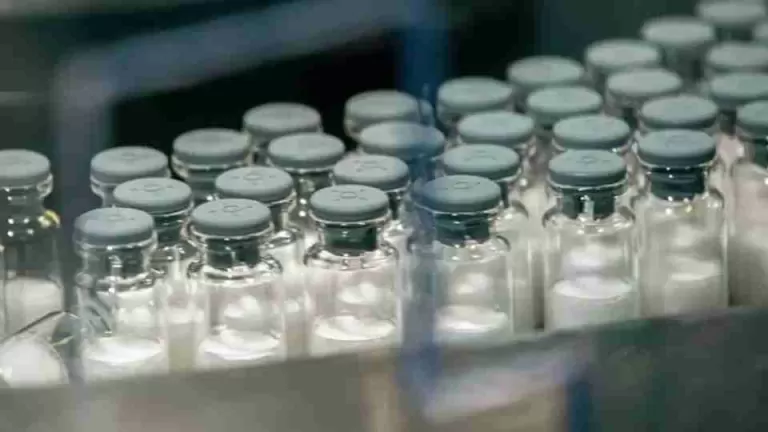 Vacina contra a dengue do Butantan começa a ser aplicada em janeiro