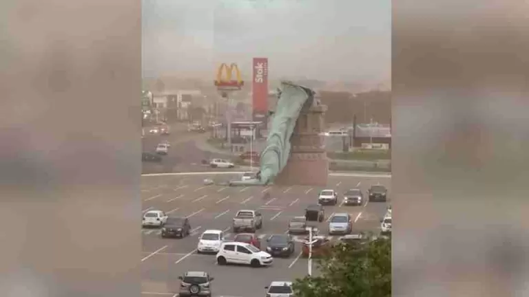 Estátua da Liberdade da Havan cai durante temporal; veja vídeo