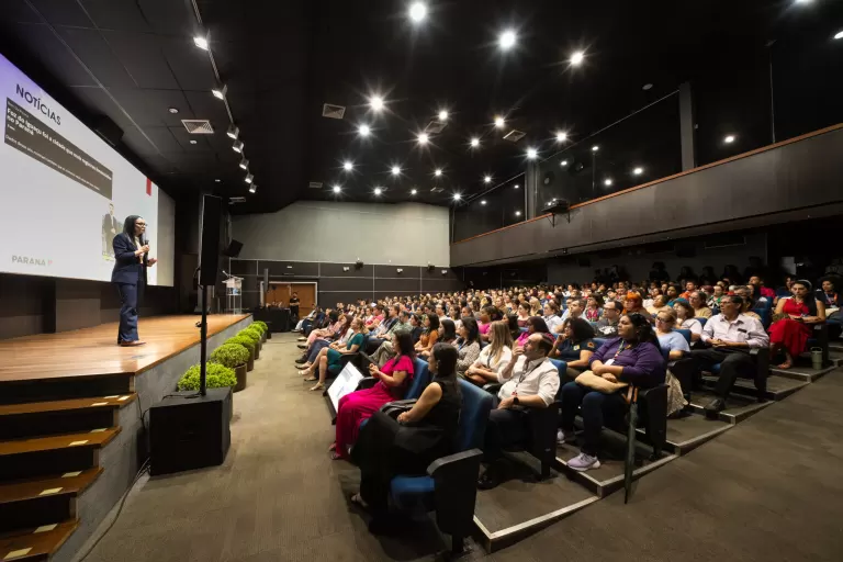 Viver Sem Medo: evento da Itaipu reforça urgência do combate à violência contra a mulher