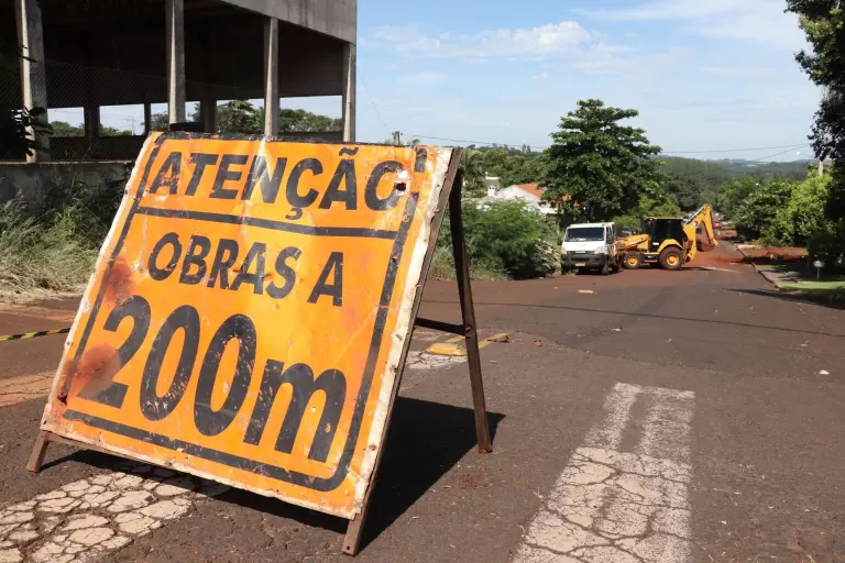 Iniciadas as obras para asfaltamento no Bairro Botafogo