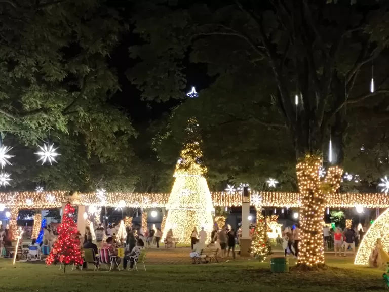 “Natal Luz e Encanto” de Marechal Rondon emociona novamente nesta terça-feira