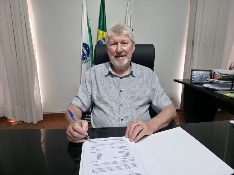 Prefeito Lari Hitz sanciona a Lei Orçamentária Anual 2026