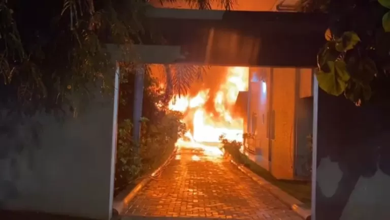 Incêndio destrói edícula da Casa Paroquial em Ouro Verde do Oeste