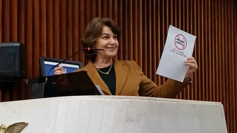 Projeto que atualiza placas de “proibido fumar” segue para sanção governamental