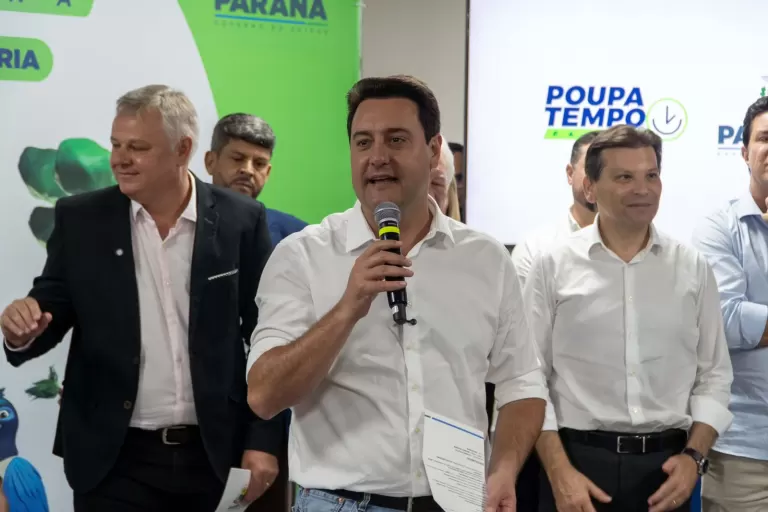 Ratinho Junior lidera ranking de governadores mais bem avaliados do Brasil, aponta Real Big Data