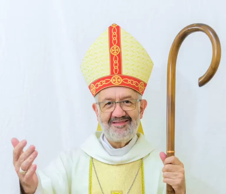 Missa celebra 40 anos de sacerdócio do bispo diocesano dom João Carlos Seneme