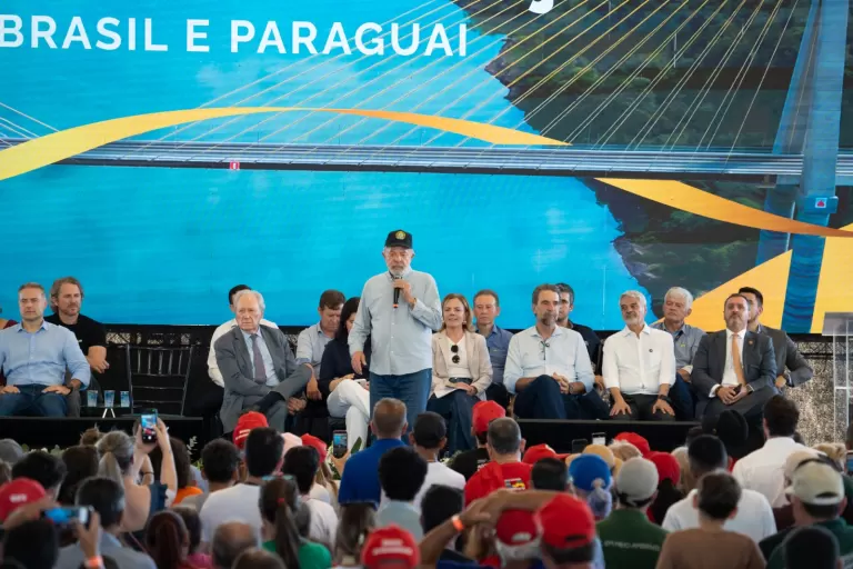 Ponte da Integração Brasil-Paraguai fortalecerá economia dos dois países, afirma Lula