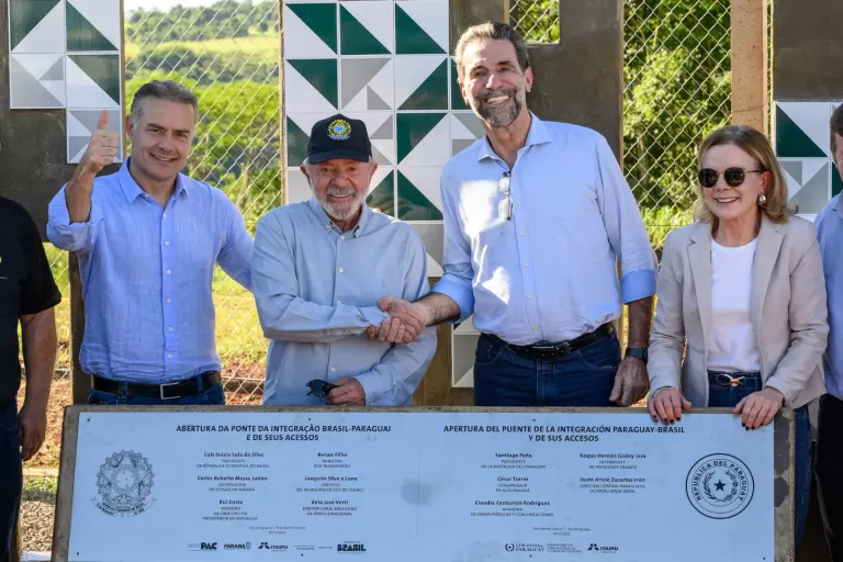 Lula inaugura Ponte da Integração entre Brasil e Paraguai, mas tráfego ainda não está liberado para todos os veículos; entenda