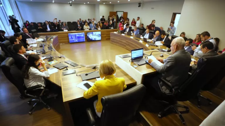 CCJ apresenta balanço de 2025 com mais de mil proposições analisadas e projetos de diversas áreas aprovados