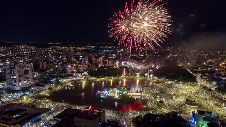 Virada do ano em Toledo terá tradicional show pirotécnico no lago
