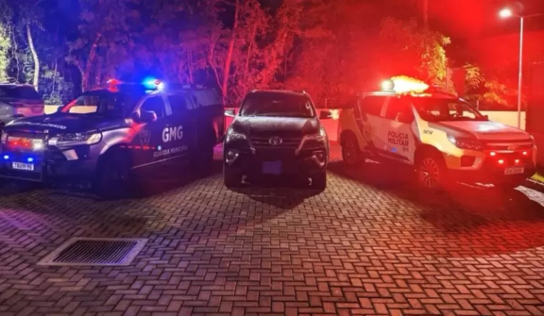 Caminhonete é recuperada logo após roubo em Guaíra e assaltantes são presos