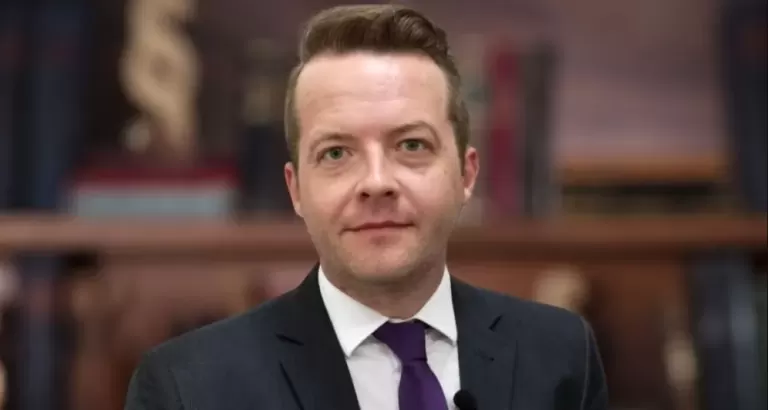 Político pode bloquear jornalista de suas redes sociais? Quais os limites da transparência, liberdade de imprensa e controle social na política?