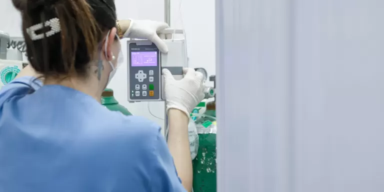 Brasil deve ter 781 mil novos casos de câncer por ano até 2028