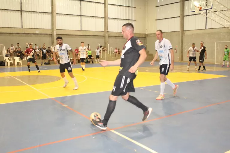 Copa Sesc Verão de Futsal começa nesta segunda-feira com seis partidas