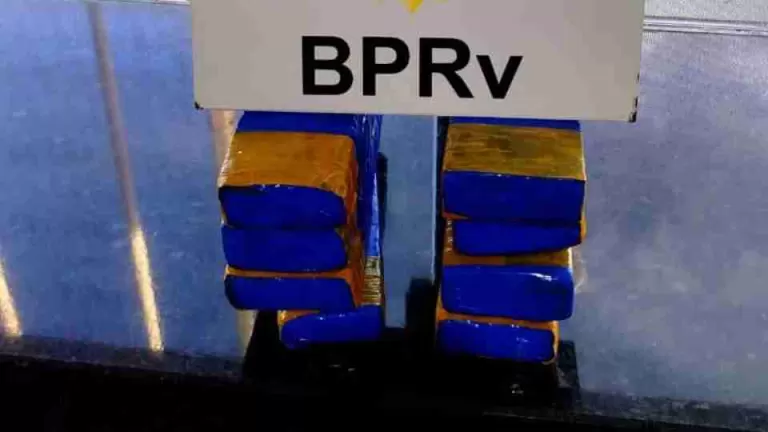 Atendimento de sinistro na PR-182 termina com apreensão de maconha no Oeste do Paraná