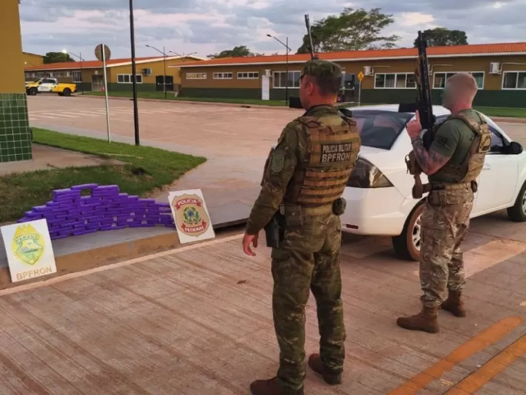 Homem é preso com carro carregado de drogas na BR-163 entre Guaíra e Mercedes