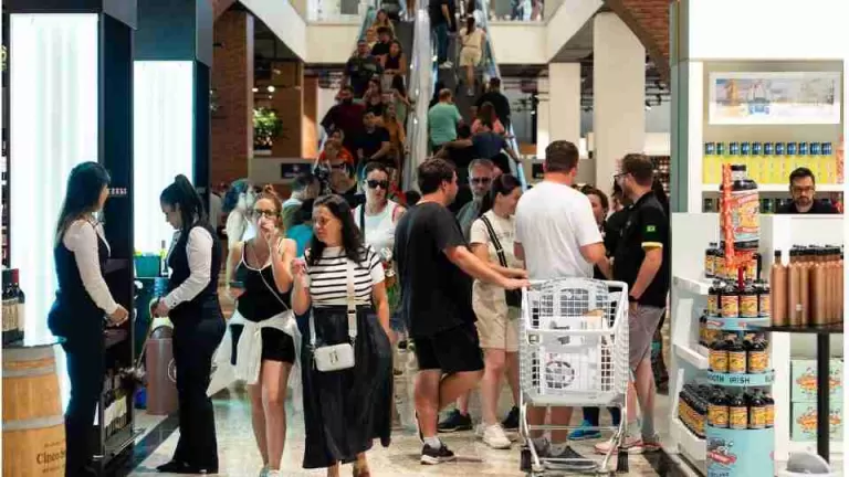 Shopping China inicia 2026 com forte movimentação comercial