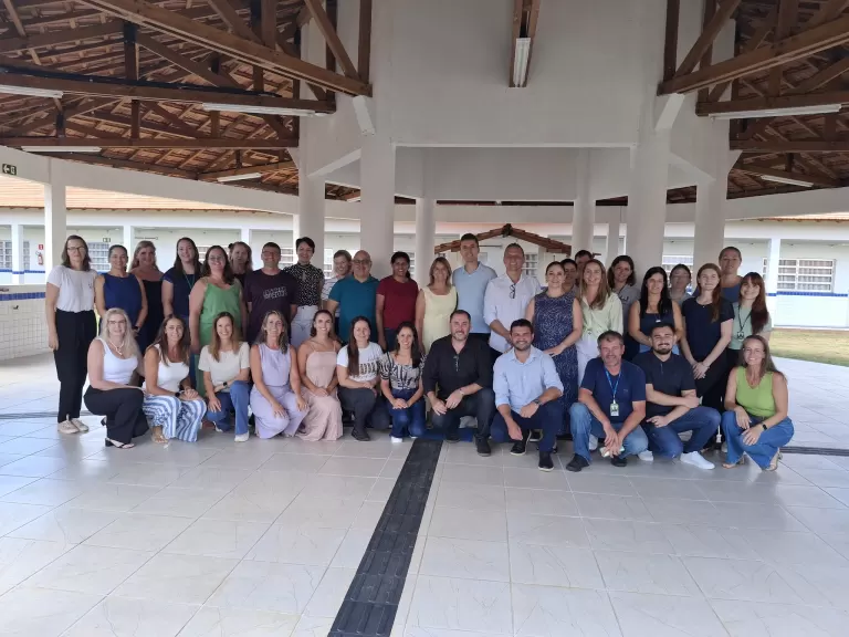 Escola Municipal Idalina Joanna Vianna Guzzoni é aberta oficialmente