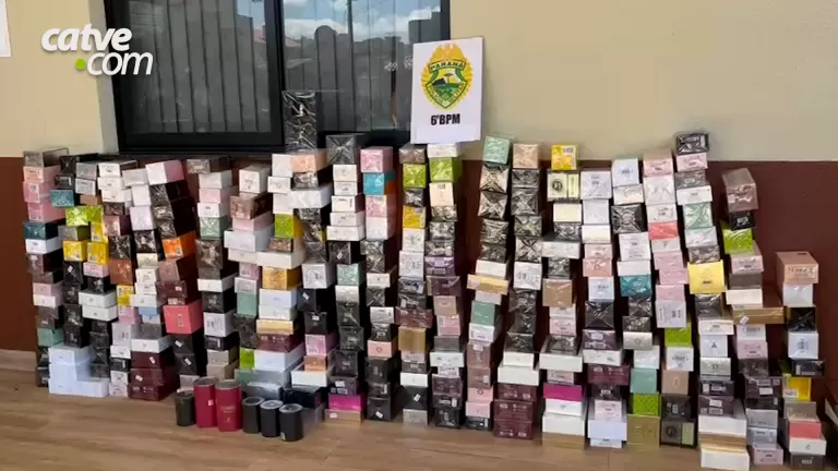 Perfumes contrabandeados do Paraguai são apreendidos em Cascavel