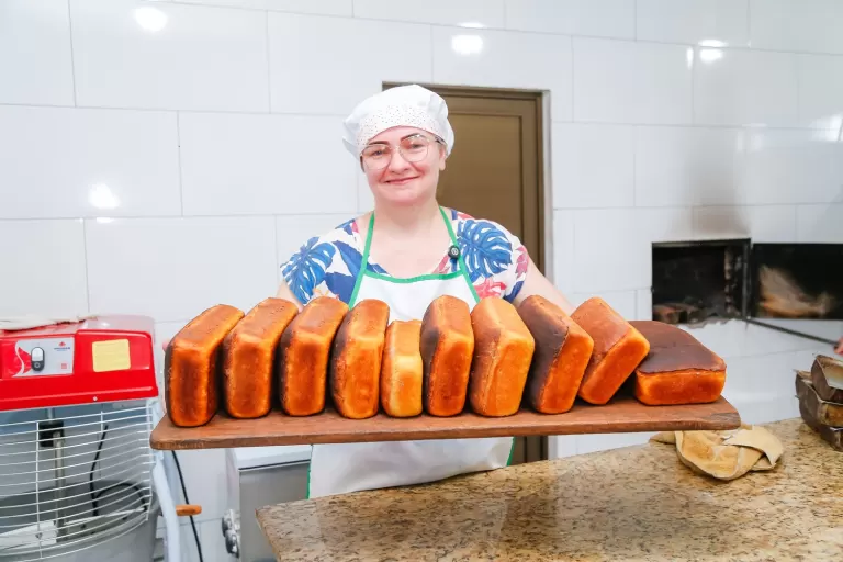 Mercedes transforma produção local em referência de alimentação escolar