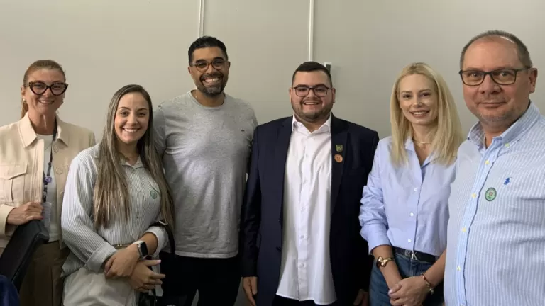 Escola do Legislativo recebe representantes da Câmara Municipal de Toledo