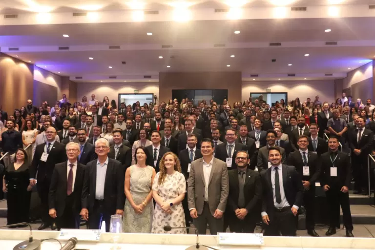 Estado empossa 100 novos auditores fiscais para atuar na transição da Reforma Tributária