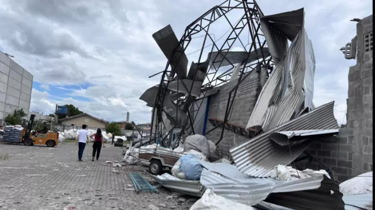 Sancionada lei que institui Semana de Prevenção de Desastres e cria o Dia dos Agentes da Defesa Civil no Paraná