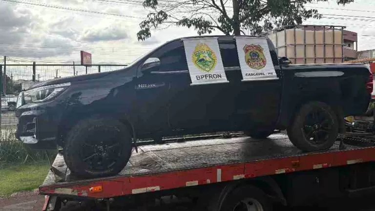 BPFron e Polícia Federal apreendem quase 300 quilos de maconha em Cascavel