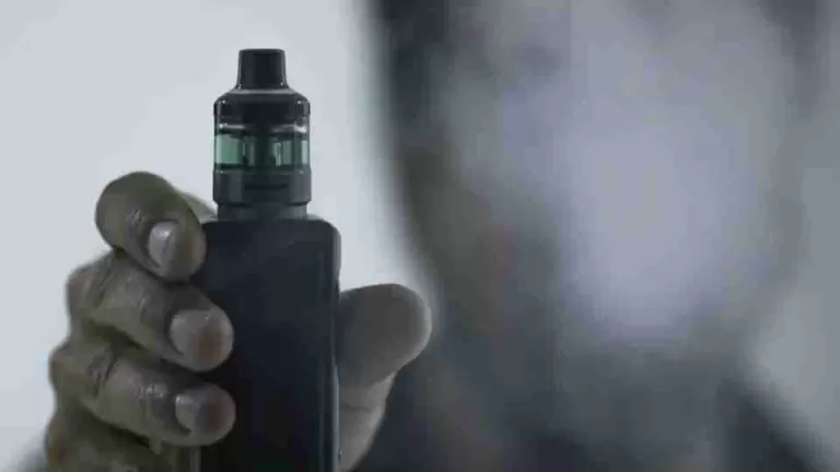 Anvisa e MPF assinam acordo para combater cigarros eletrônicos