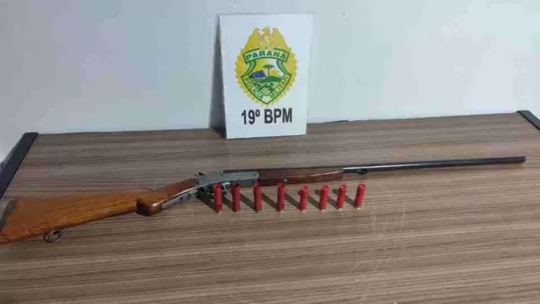 Homem é preso com espingarda calibre 28 durante patrulhamento em Toledo