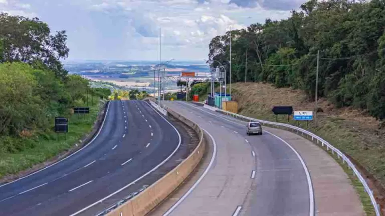 Deputados articulam ação para suspender cobrança integral em pedágios eletrônicos