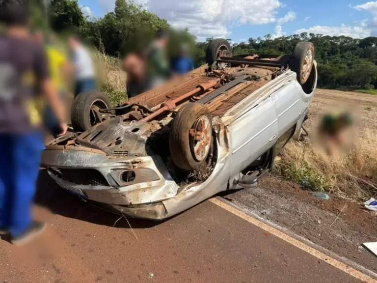Acidente em Mercedes deixa homens gravemente feridos