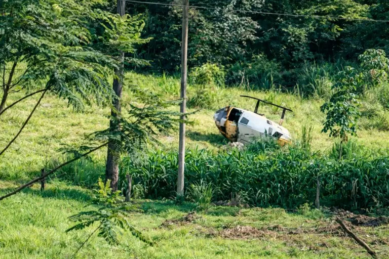 Helicóptero da Polícia Militar cai durante operação e confronto termina com dois mortos em Matelândia