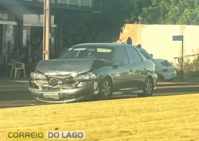 Condutor foge após provocar acidente na PR-317 entre Santa Helena e Sub-Sede