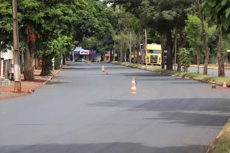 Obras de recape asfáltico no Bairro Botafogo continuam