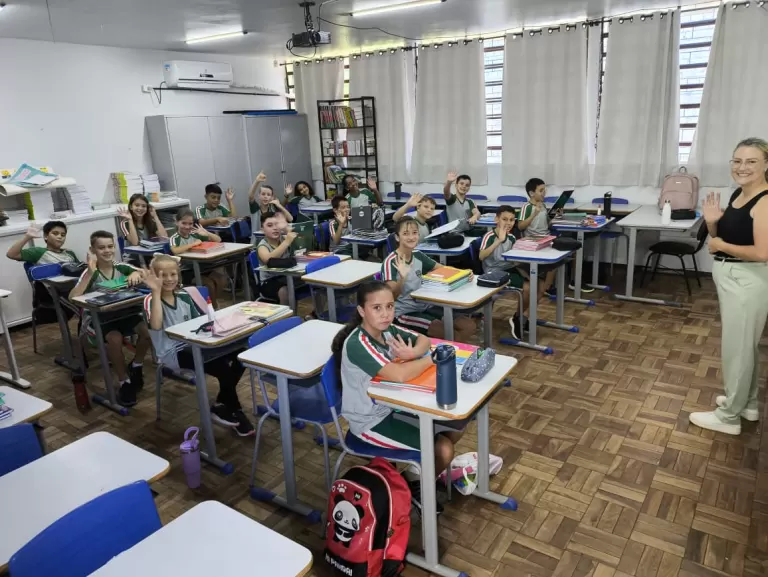 6,2 mil alunos retornam às salas de aula em Marechal Rondon