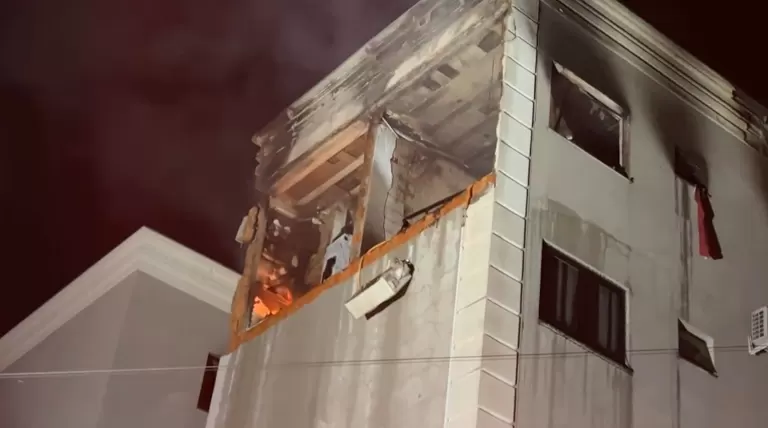 Explosão destrói apartamento e deixa feridos em estado grave em Foz do Iguaçu