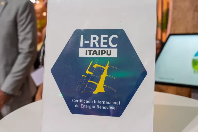 Itaipu e CCEE abrem edital para aquisição de I-RECs lastreados na geração 2025