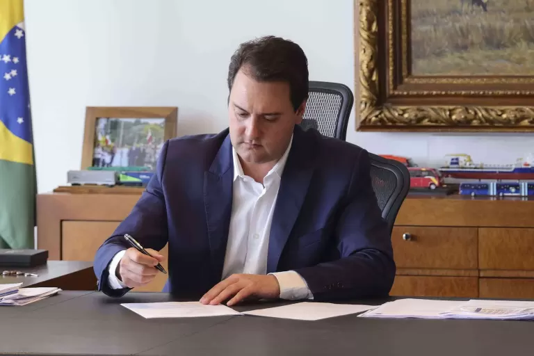 Quaest: 80% aprovam e 13% desaprovam governo de Ratinho Junior no Paraná